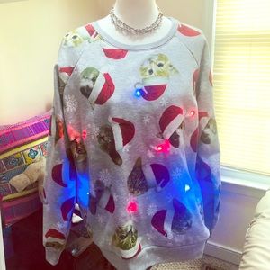NWT Adorable LIGHT up Santa Kitties Sweatshirt 🌲